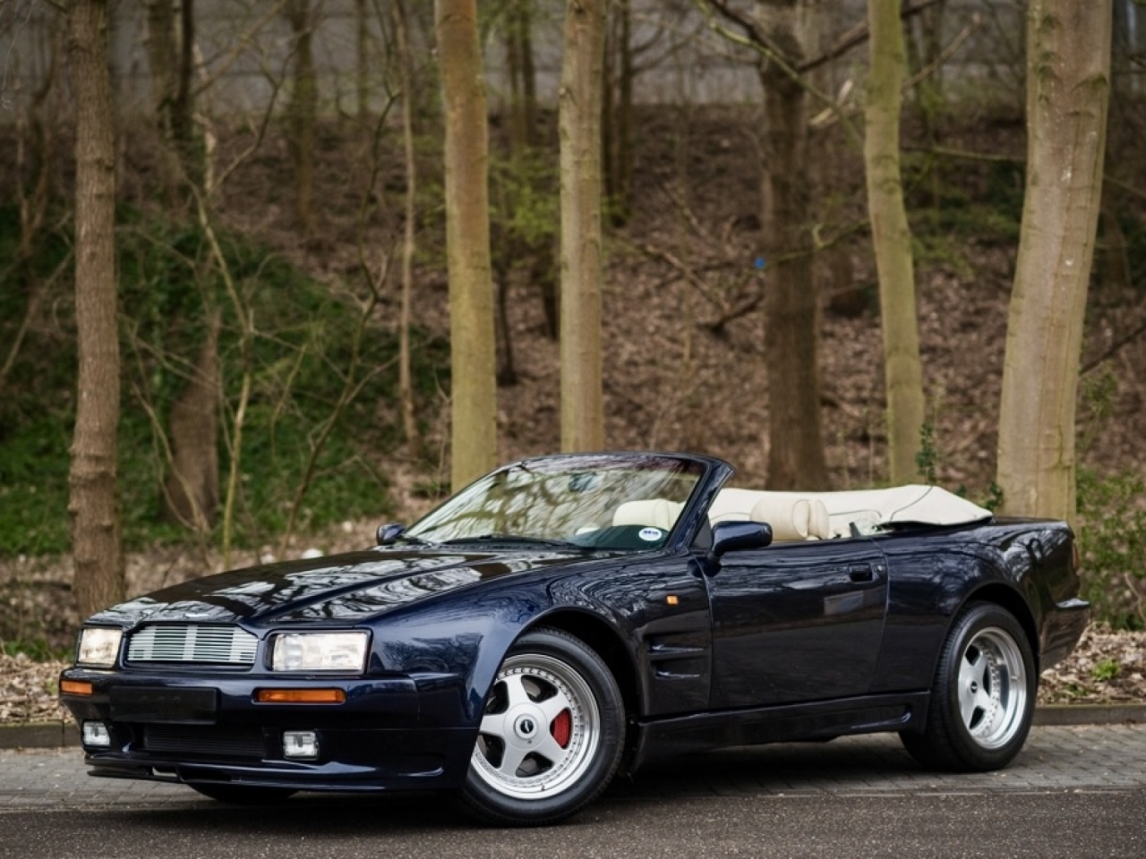 Aston Martin 6.3 Virage Volante