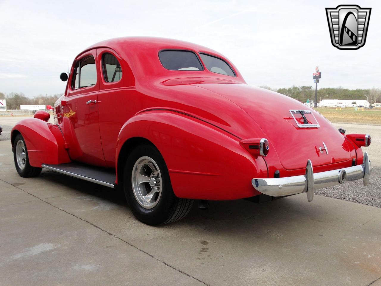 1938 Pontiac Deluxe