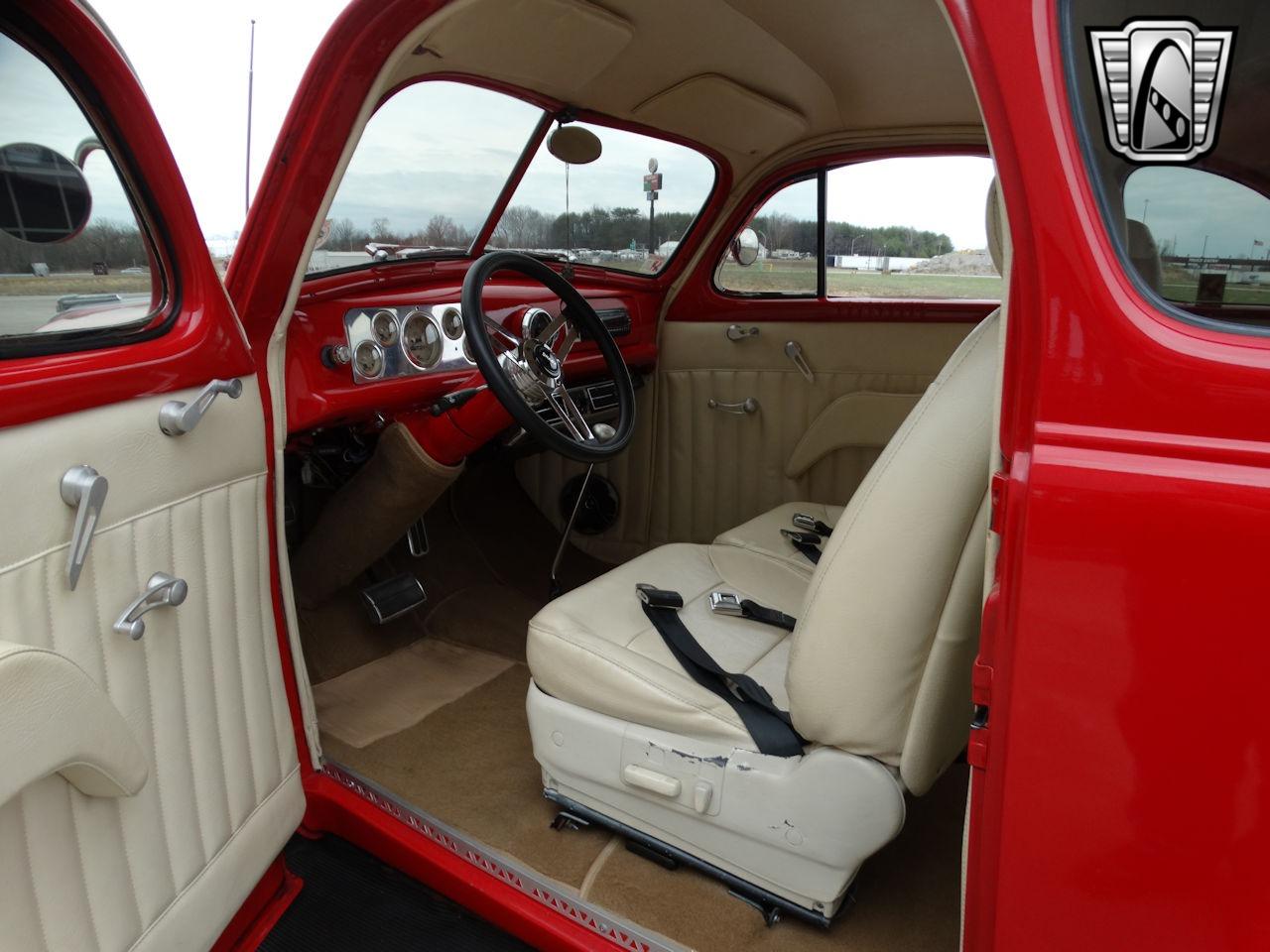 1938 Pontiac Deluxe