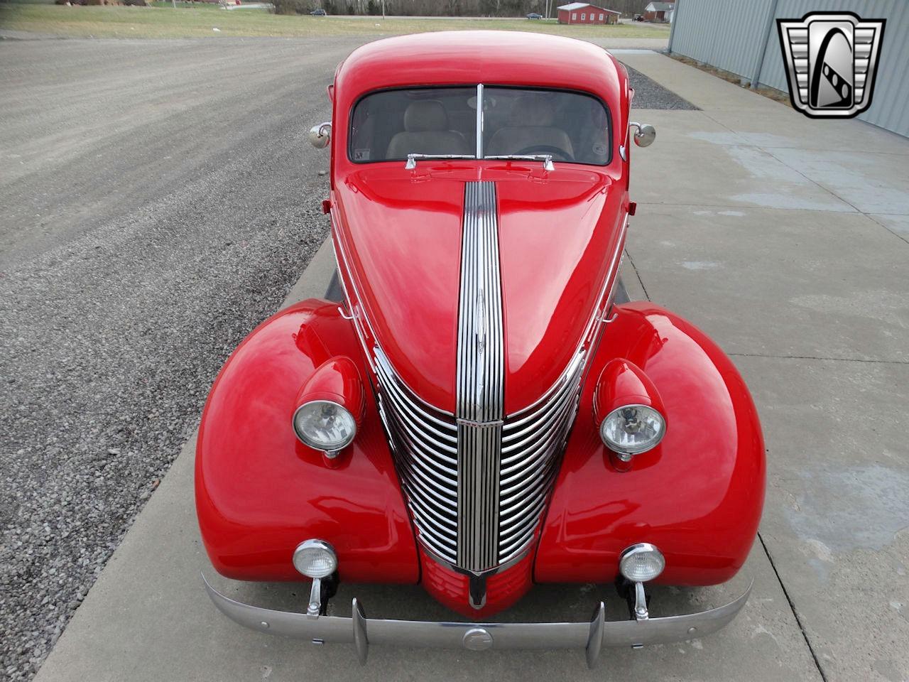 1938 Pontiac Deluxe