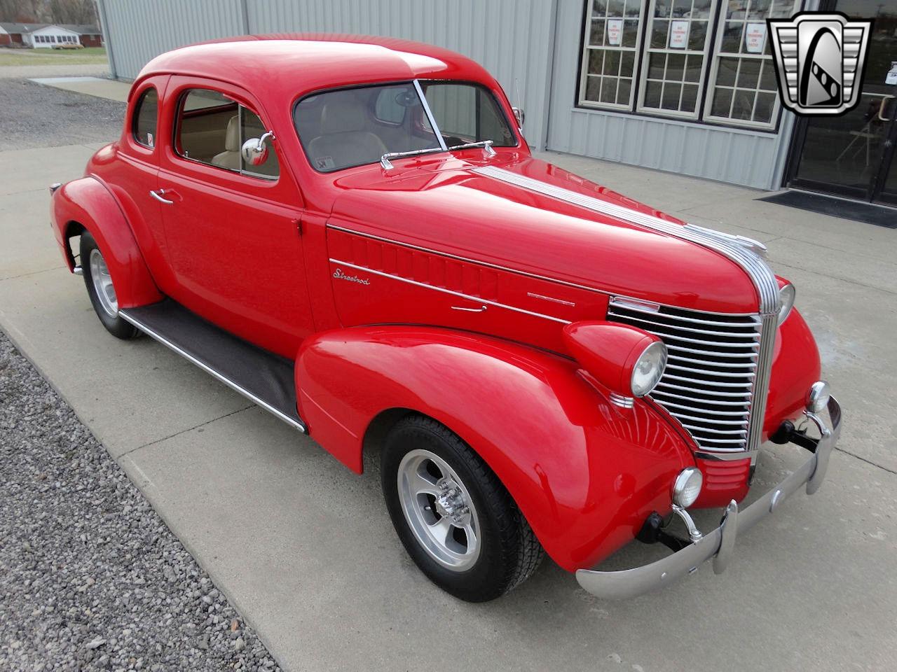 1938 Pontiac Deluxe