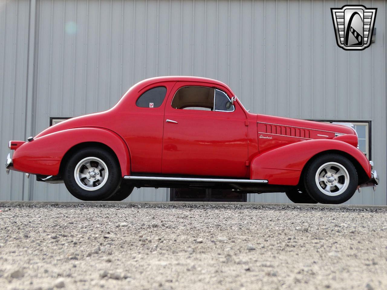 1938 Pontiac Deluxe