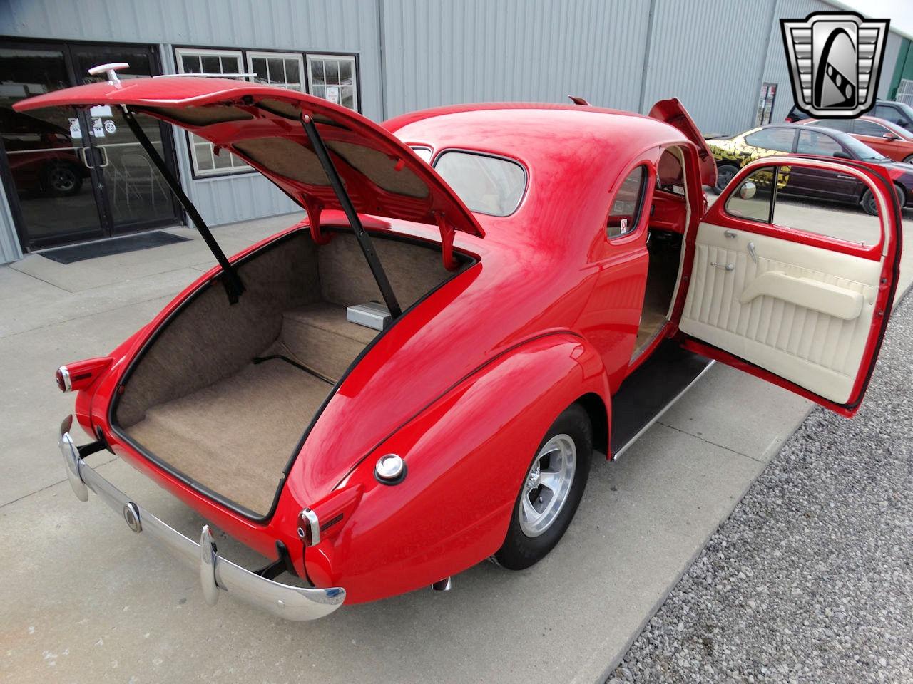 1938 Pontiac Deluxe