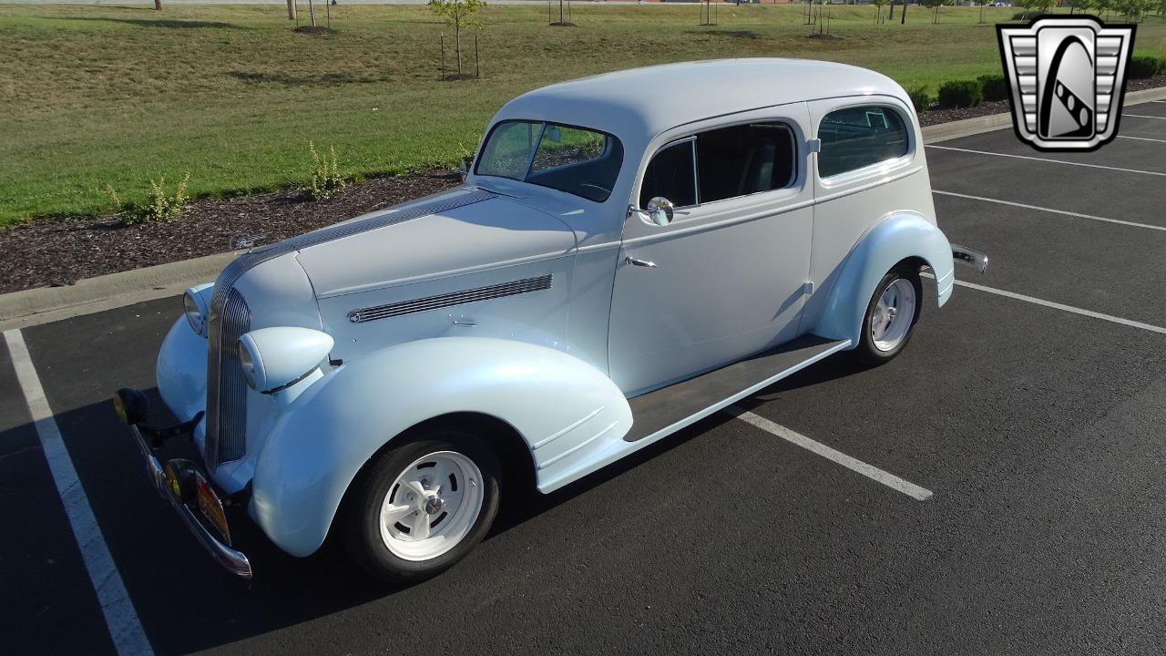 1935 Pontiac Coupe