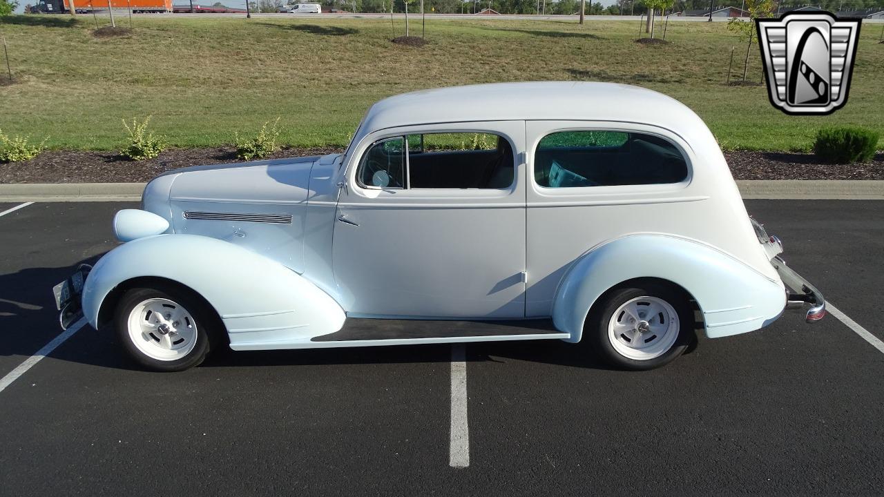 1935 Pontiac Coupe