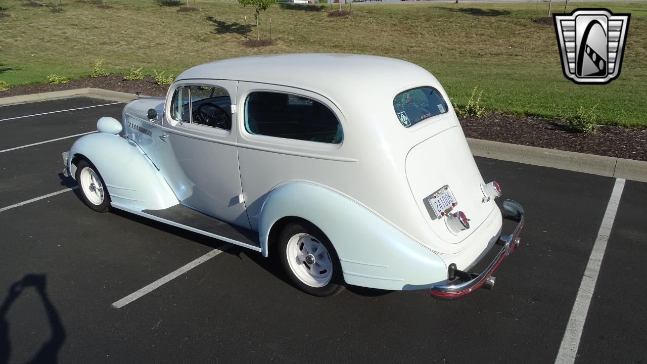 1935 Pontiac Coupe