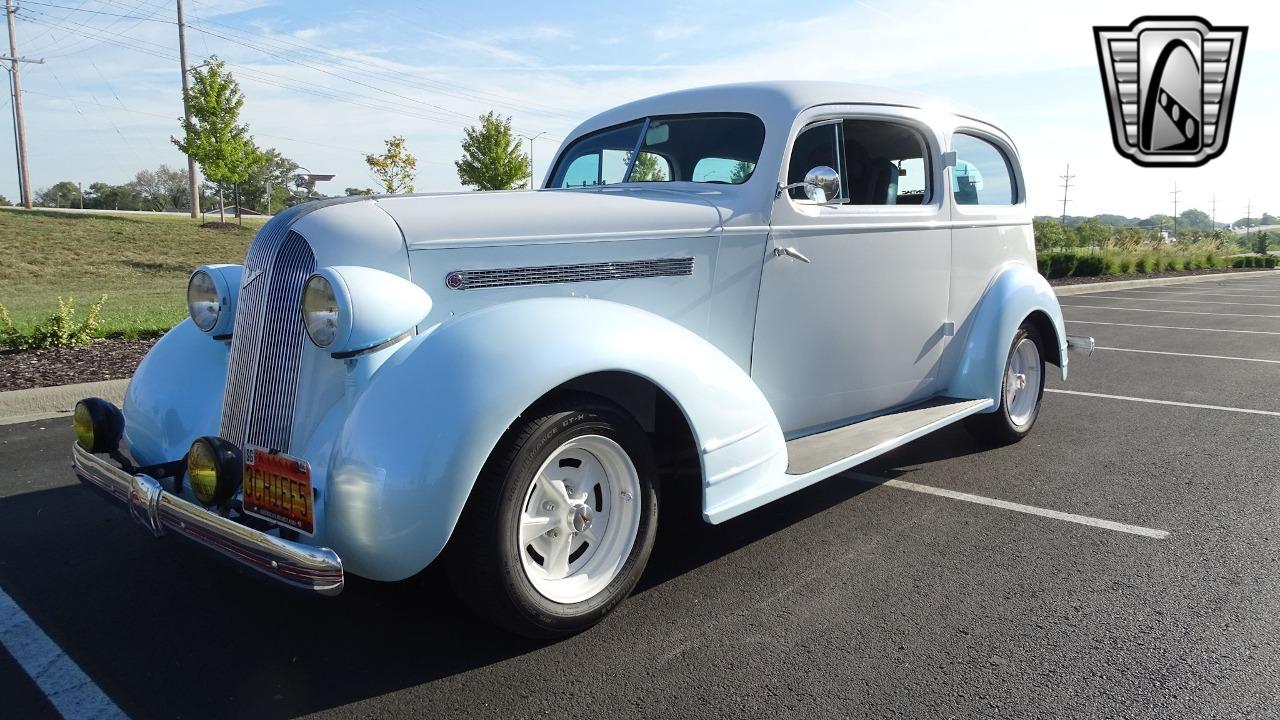 1935 Pontiac Coupe