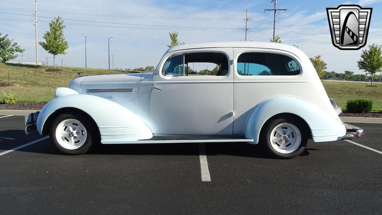 1935 Pontiac Coupe