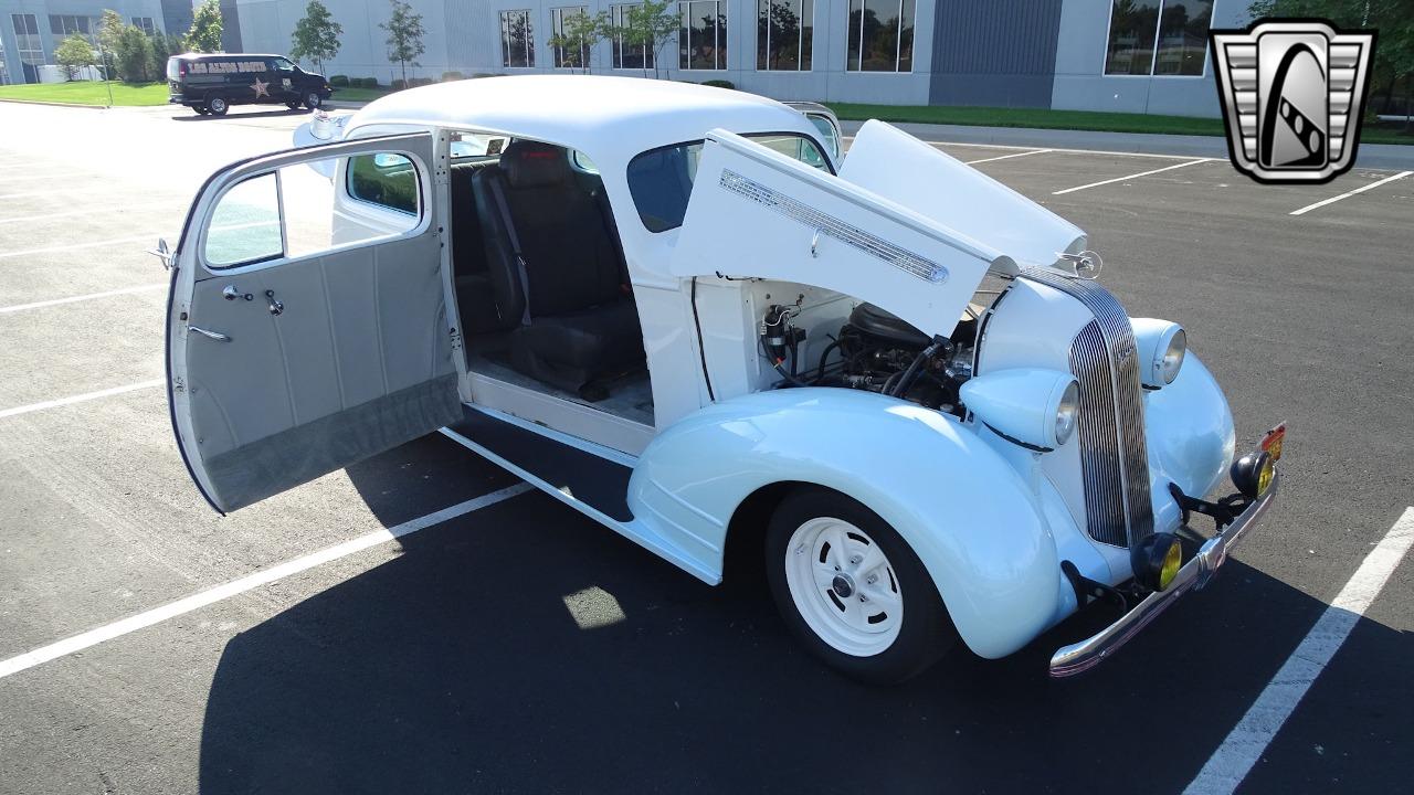 1935 Pontiac Coupe