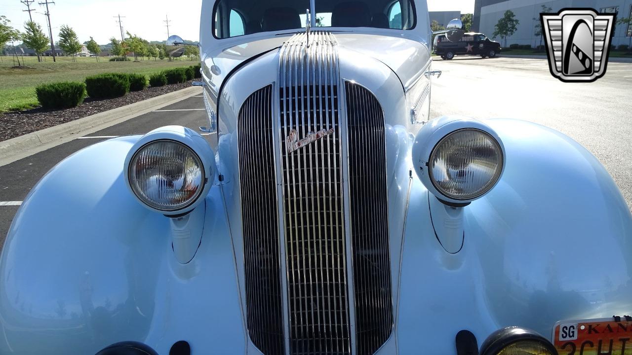 1935 Pontiac Coupe