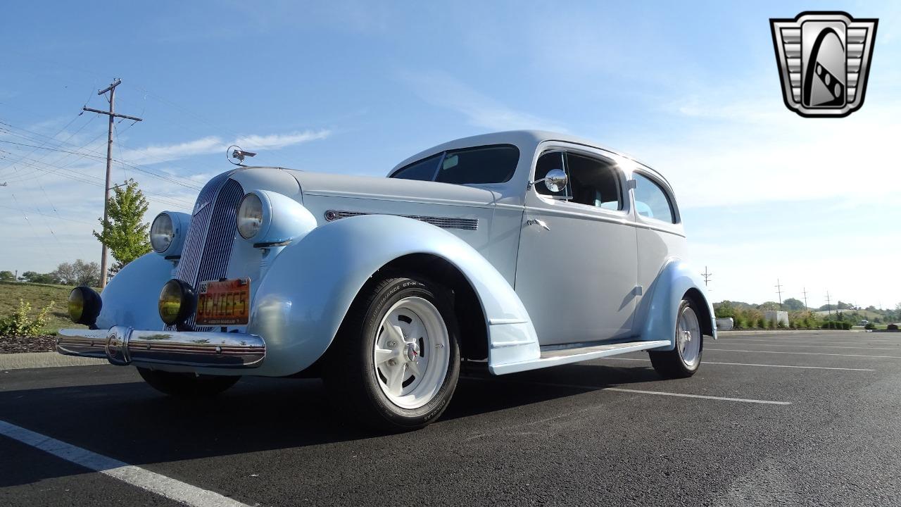 1935 Pontiac Coupe