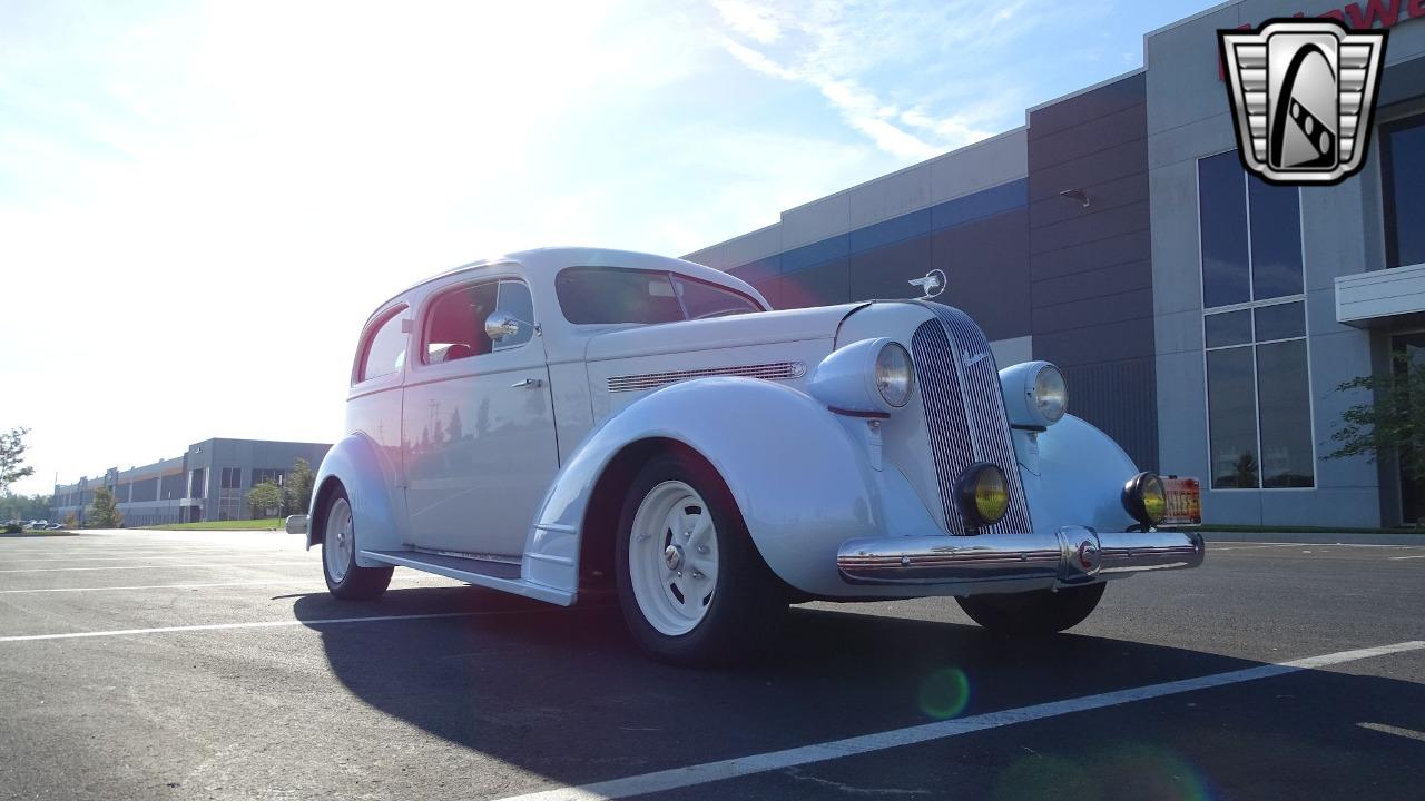 1935 Pontiac Coupe