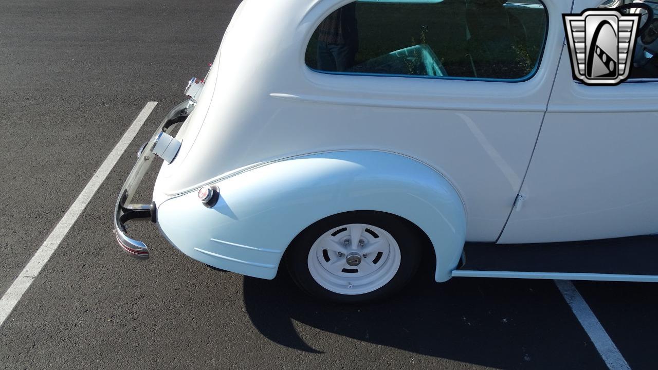 1935 Pontiac Coupe