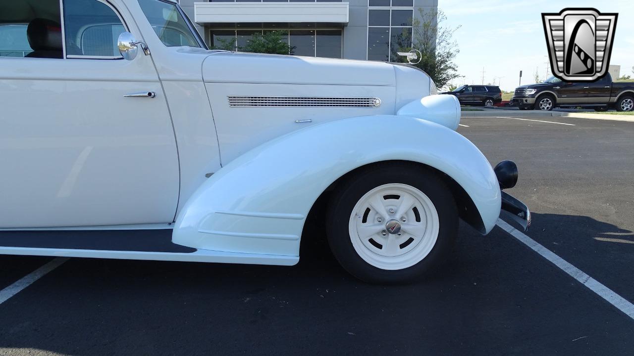 1935 Pontiac Coupe