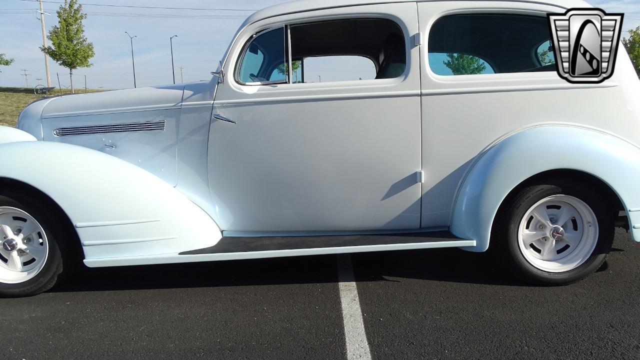 1935 Pontiac Coupe