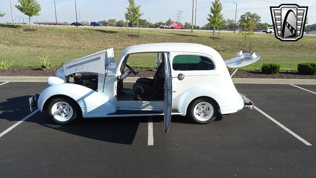 1935 Pontiac Coupe