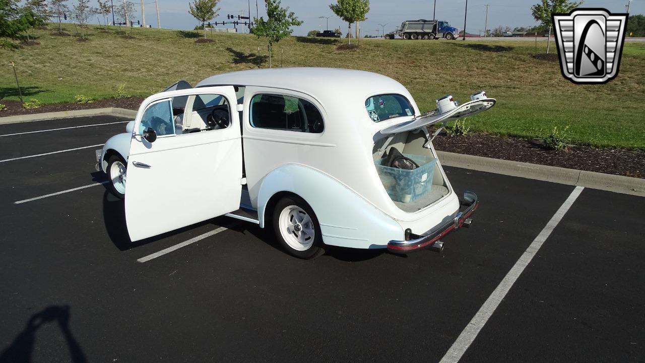 1935 Pontiac Coupe