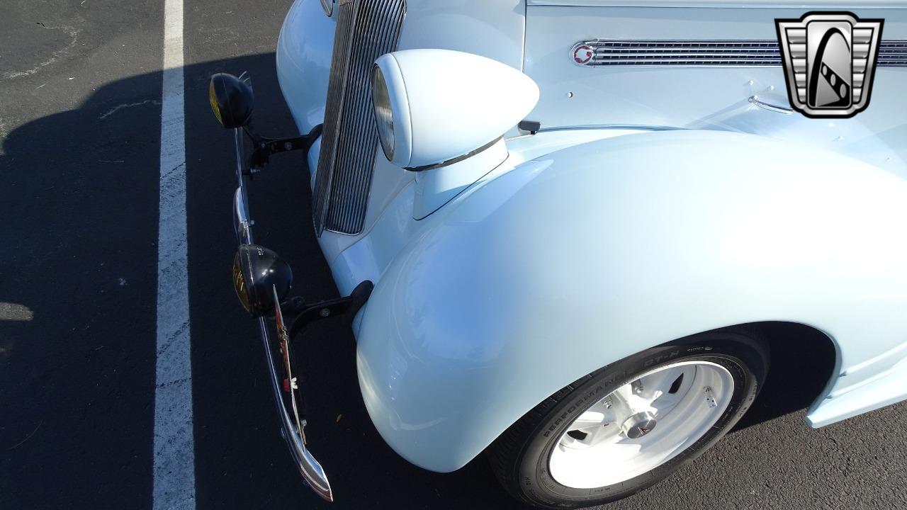 1935 Pontiac Coupe