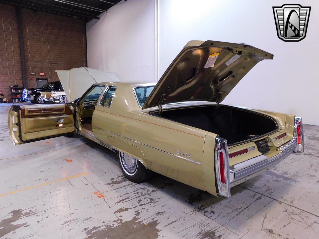 1975 Cadillac Coupe DeVille