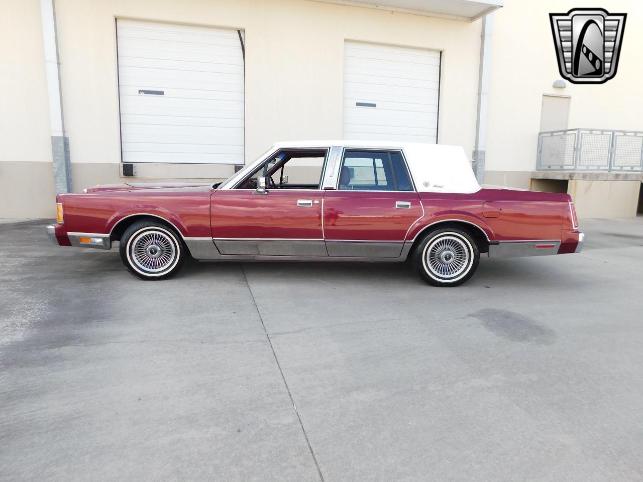 1989 Lincoln Town Car