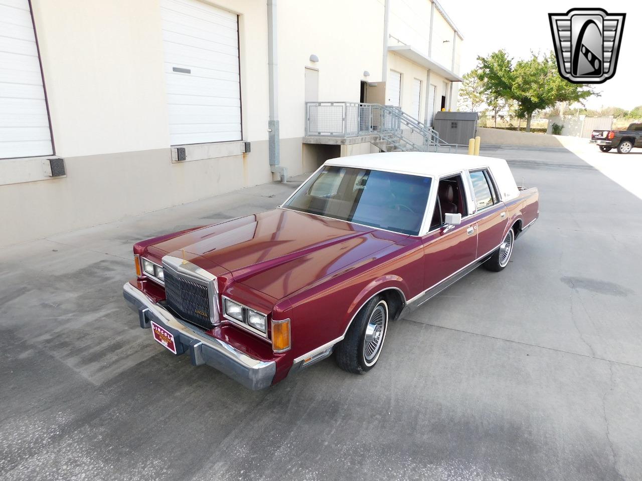 1989 Lincoln Town Car