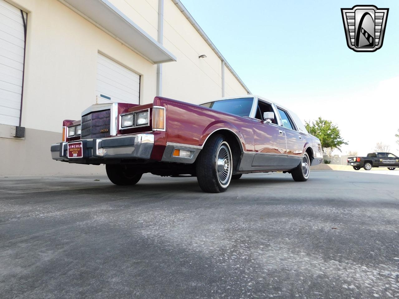 1989 Lincoln Town Car