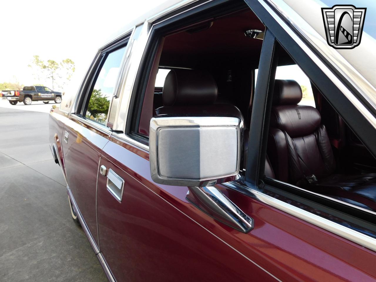 1989 Lincoln Town Car