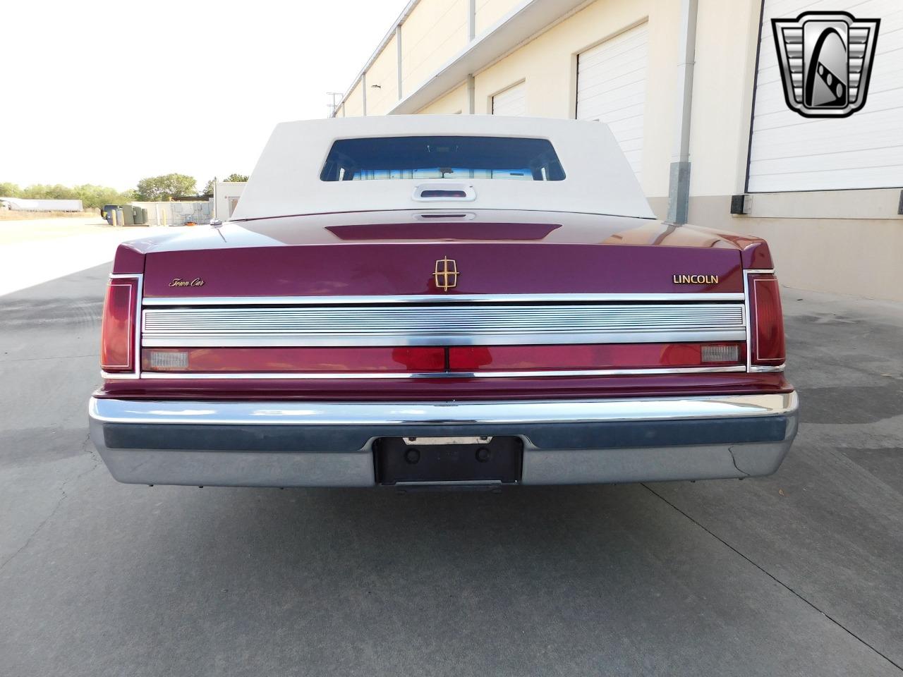 1989 Lincoln Town Car