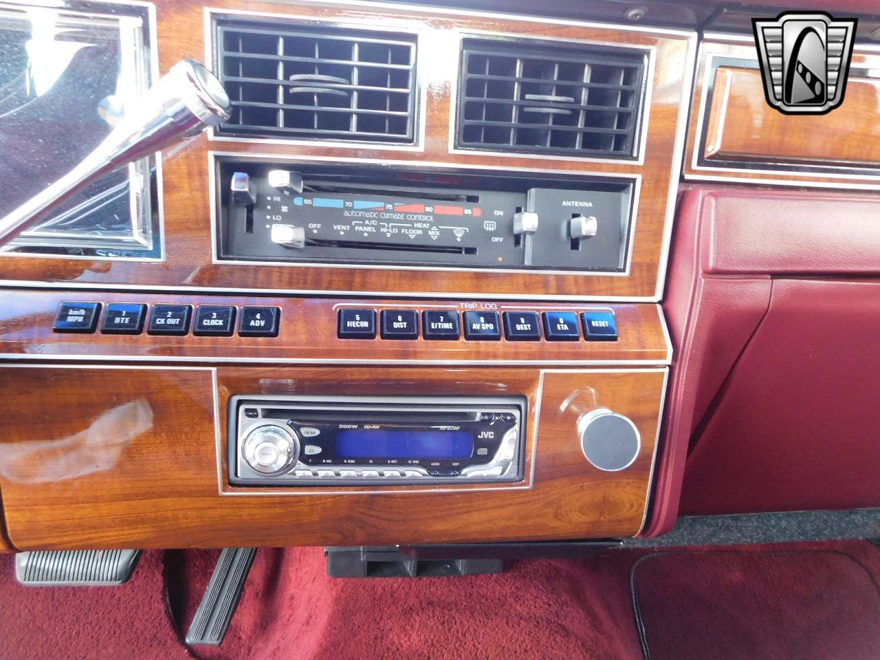 1989 Lincoln Town Car