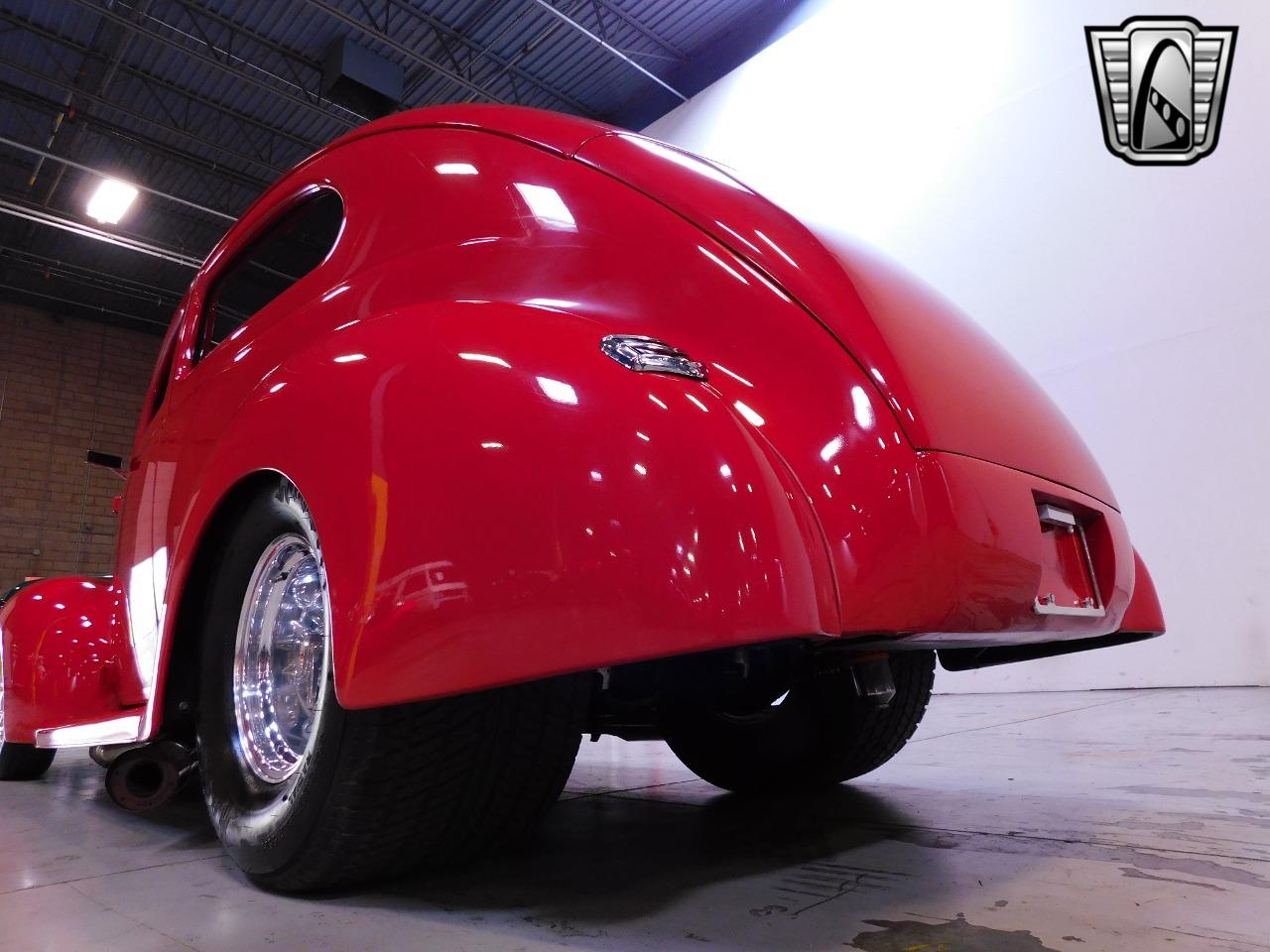 1940 Ford Deluxe