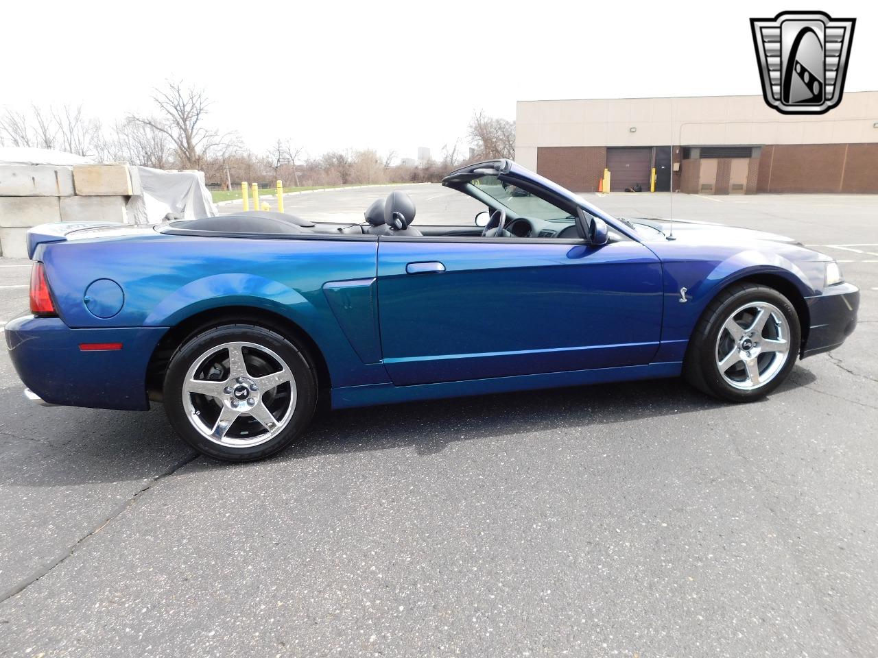 2004 Ford Mustang