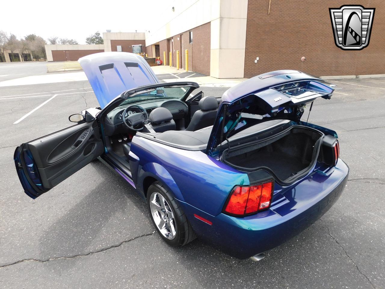 2004 Ford Mustang