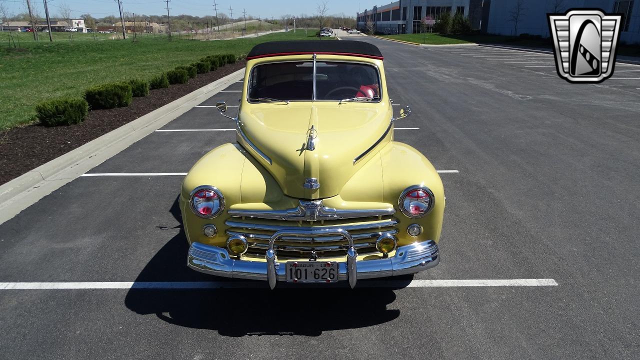 1947 Ford Super Deluxe