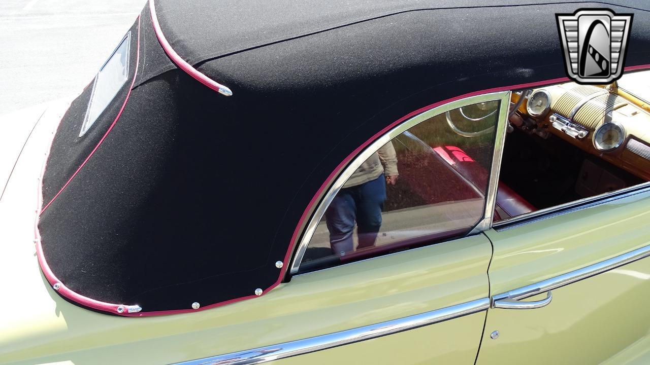 1947 Ford Super Deluxe