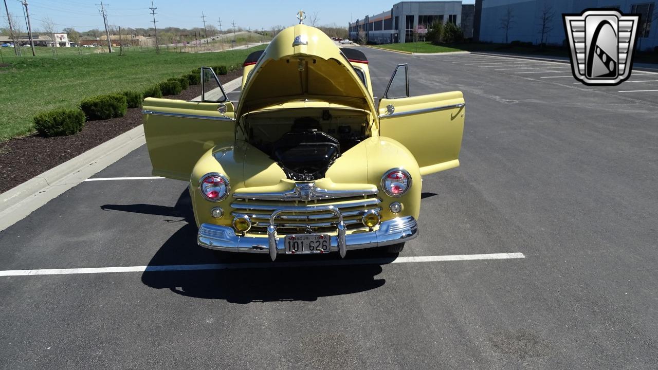 1947 Ford Super Deluxe