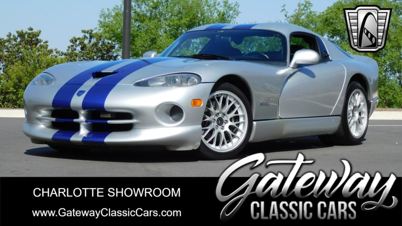 1999 Dodge Viper