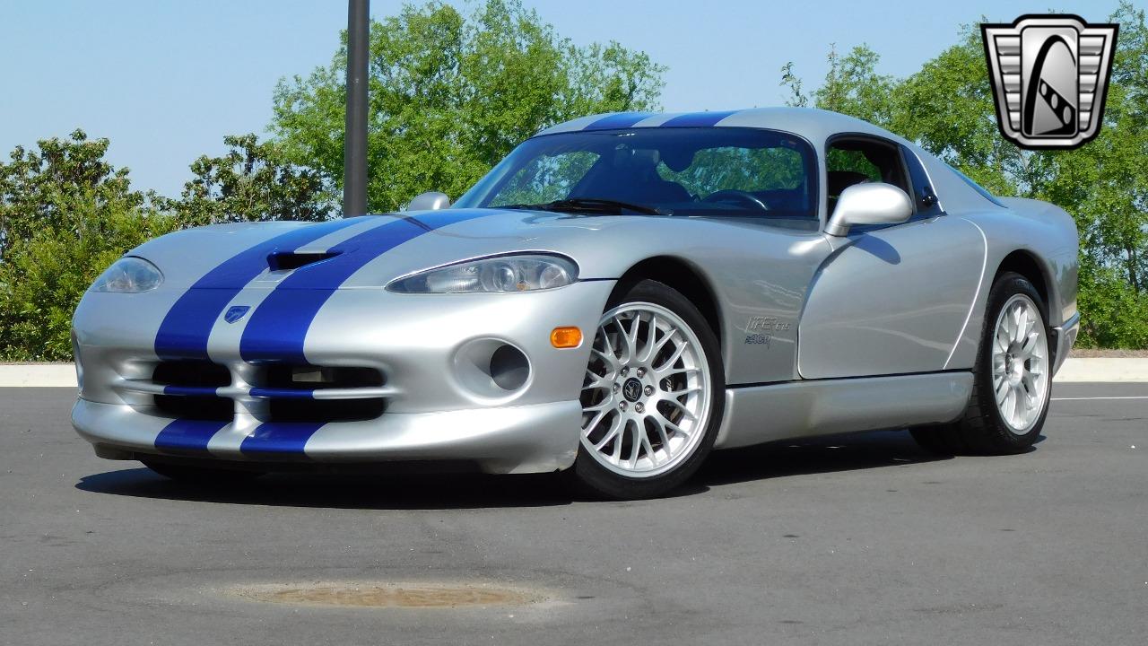 1999 Dodge Viper