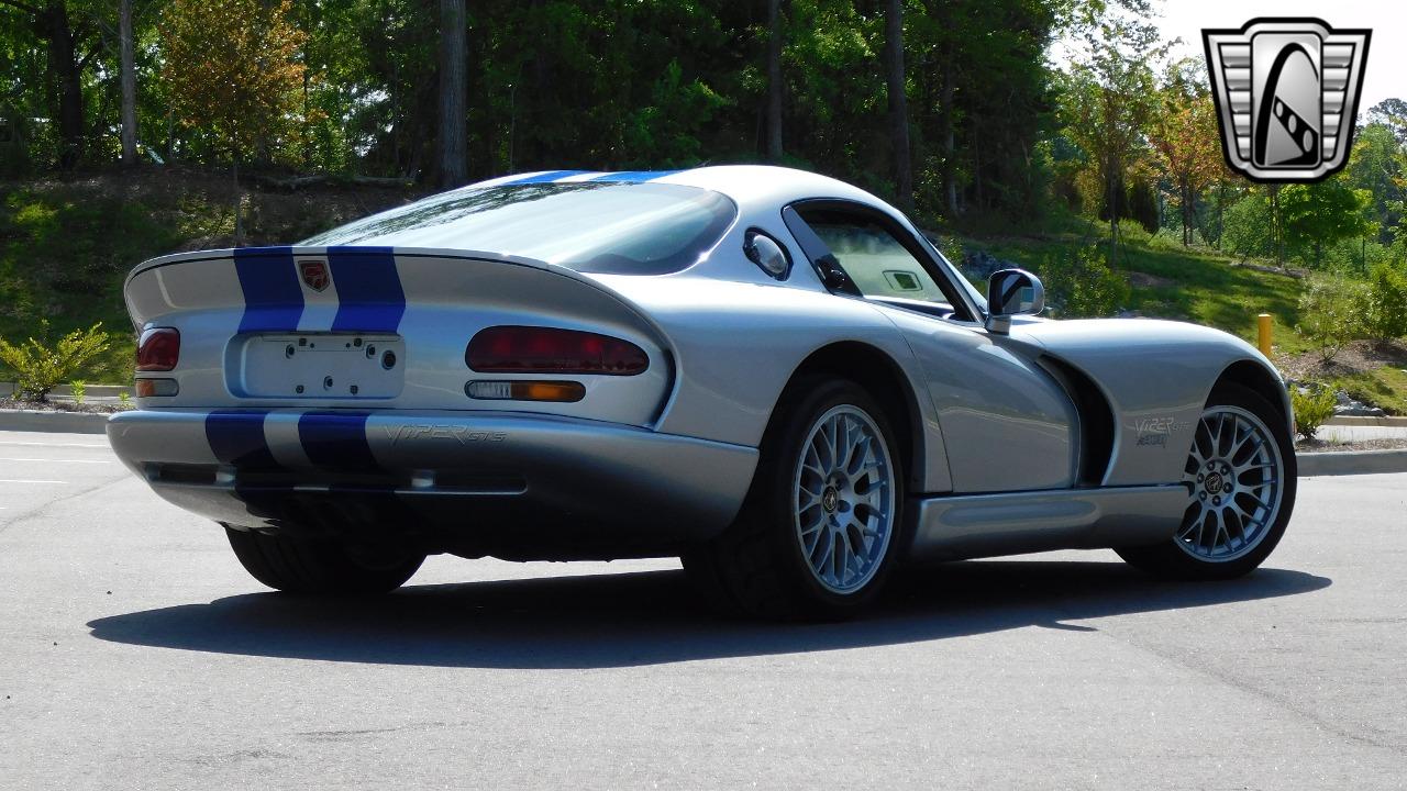 1999 Dodge Viper