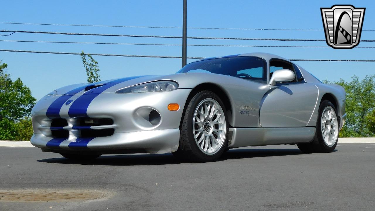 1999 Dodge Viper