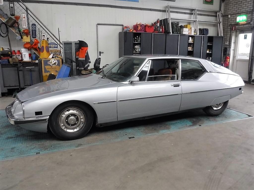 1973 Citro&euml;n SM silver to restore