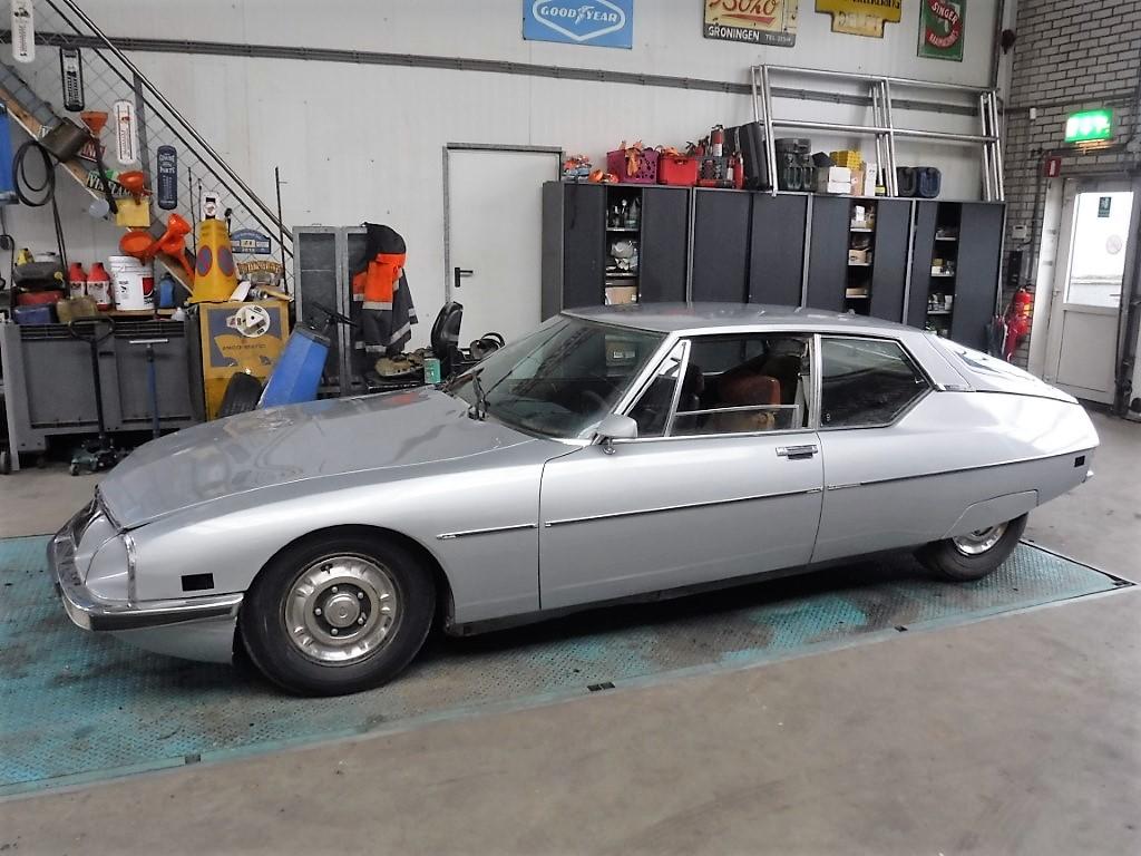 1973 Citro&euml;n SM silver to restore