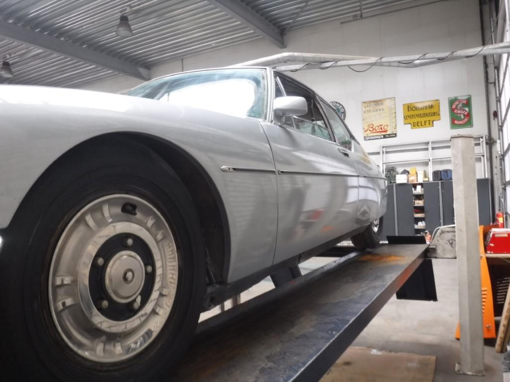 1973 Citro&euml;n SM silver to restore