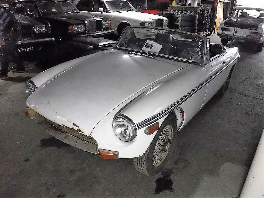 1971 MG B Cabrio wit no. 9536