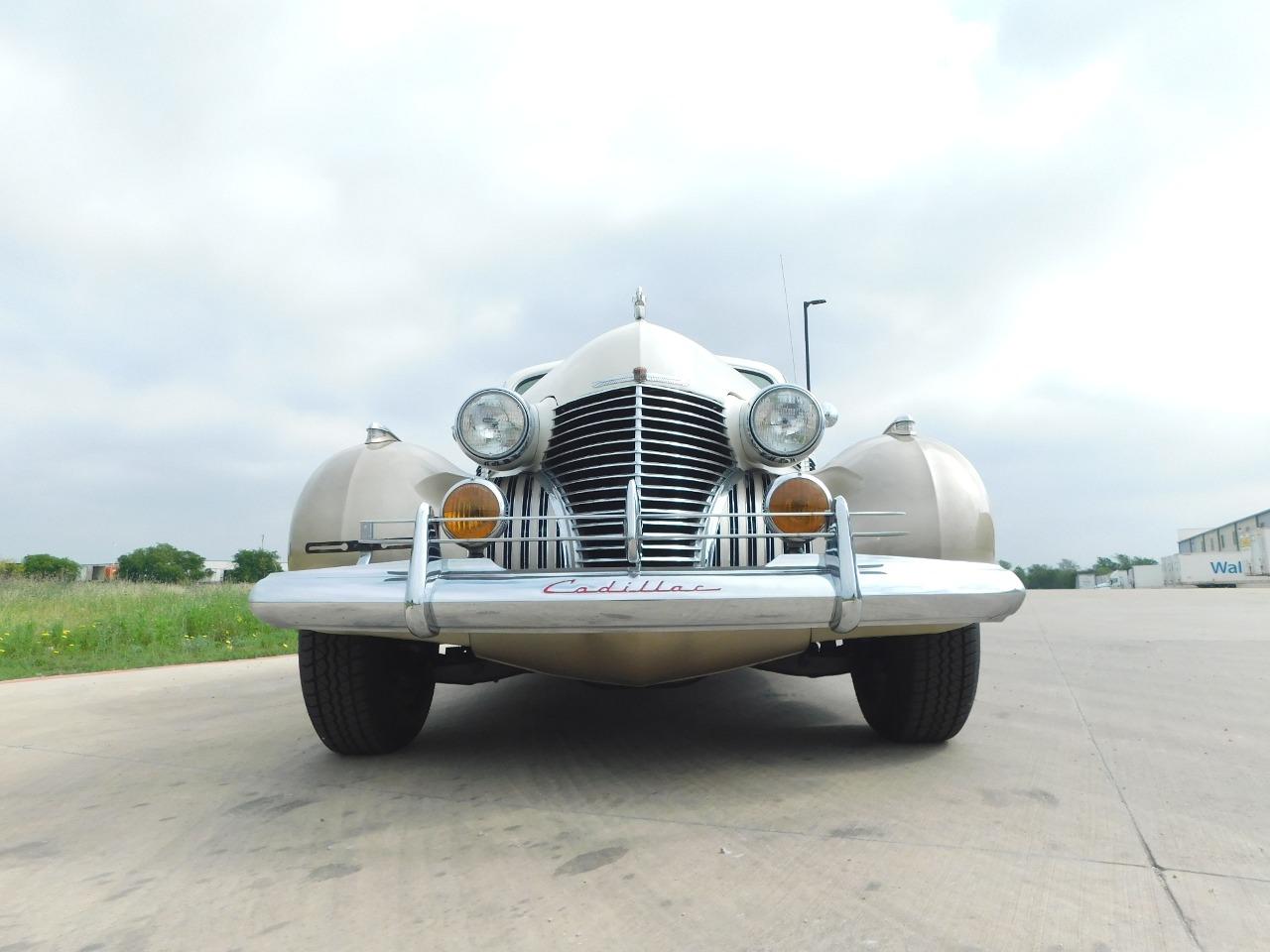 1940 Cadillac Series 62