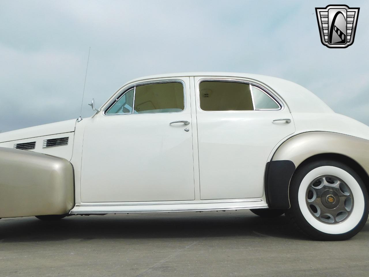 1940 Cadillac Series 62