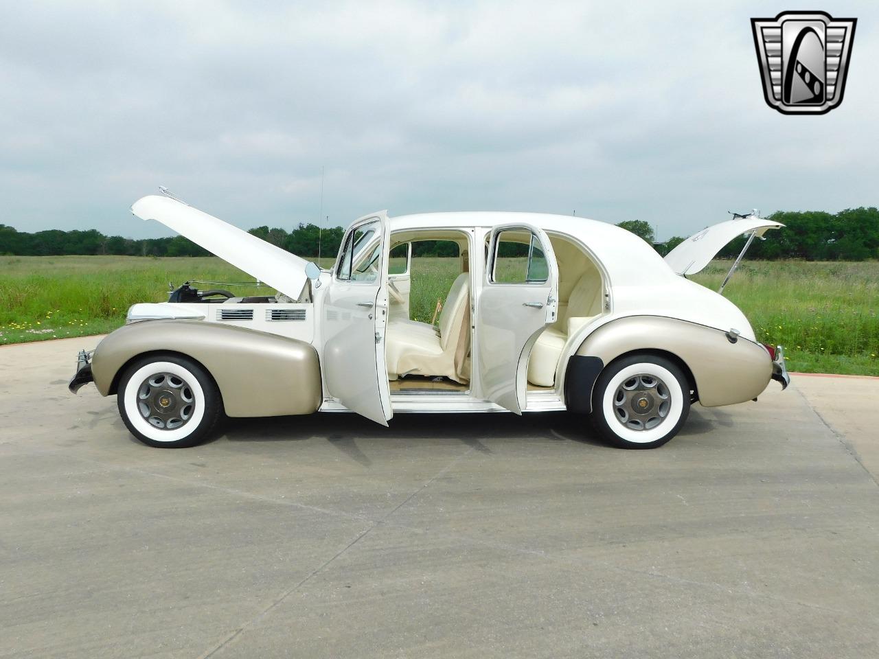 1940 Cadillac Series 62