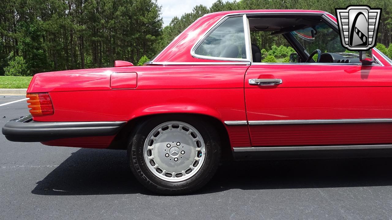 1987 Mercedes - Benz 560SL