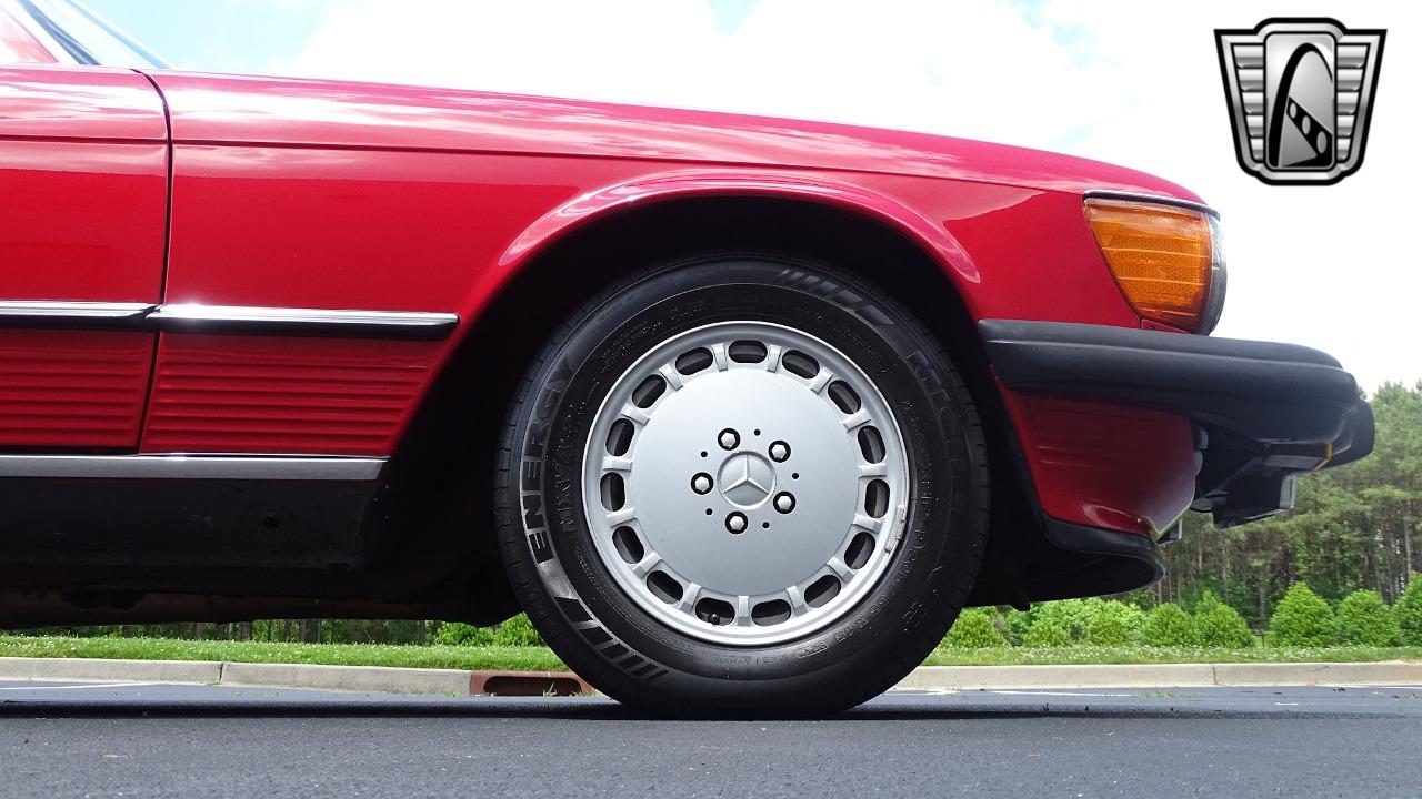 1987 Mercedes - Benz 560SL