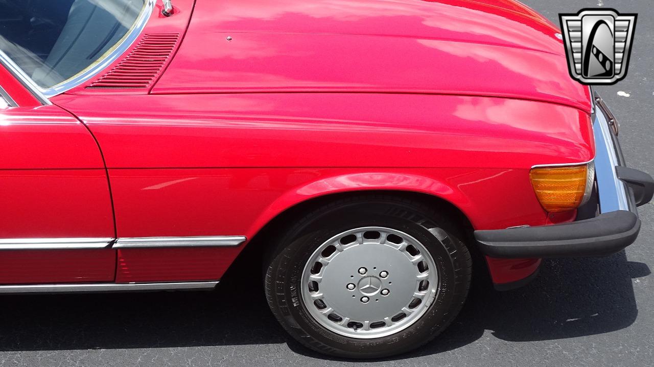 1987 Mercedes - Benz 560SL