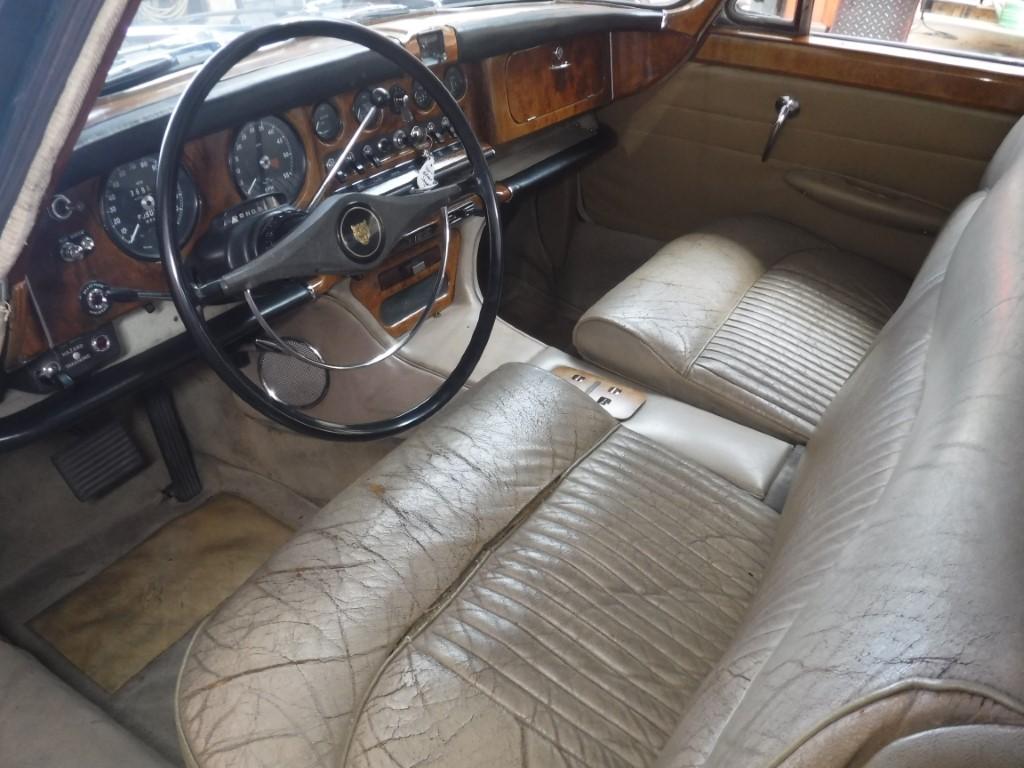 1968 Jaguar 420G Saloon no. 7776